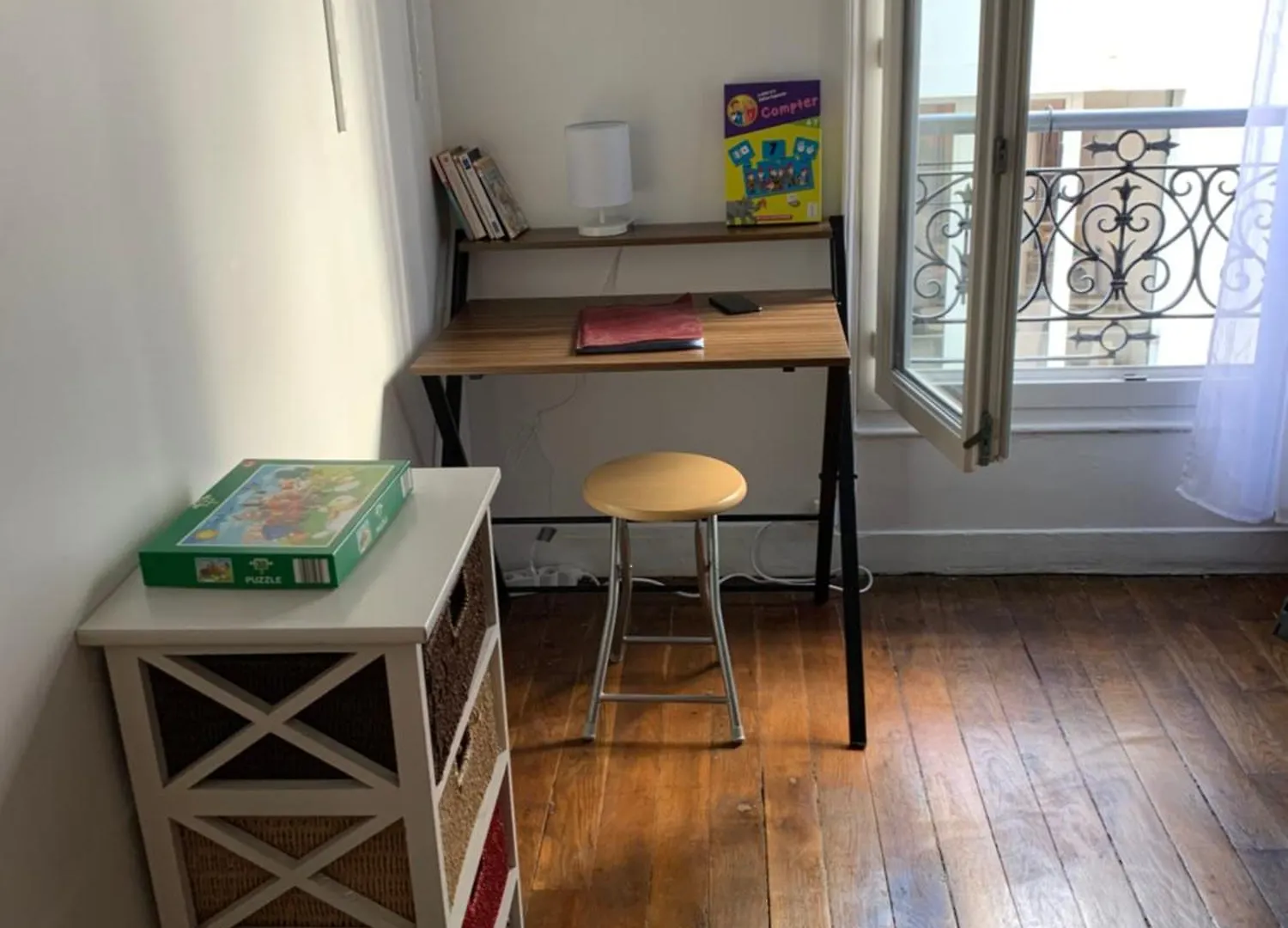 Homestay Paris- Charonne